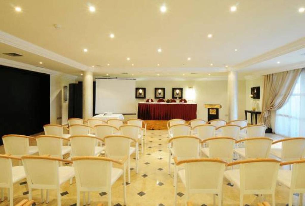 Hotel Du Parc Tunisz Üzleti fotó
